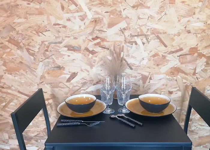 Florent Le Vieil, Chez Stéph Et Flo *